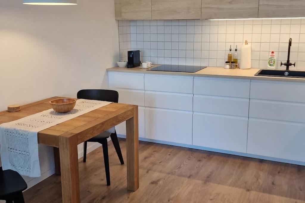 Appartement Stylish Urban With Parking Spot Bratislava